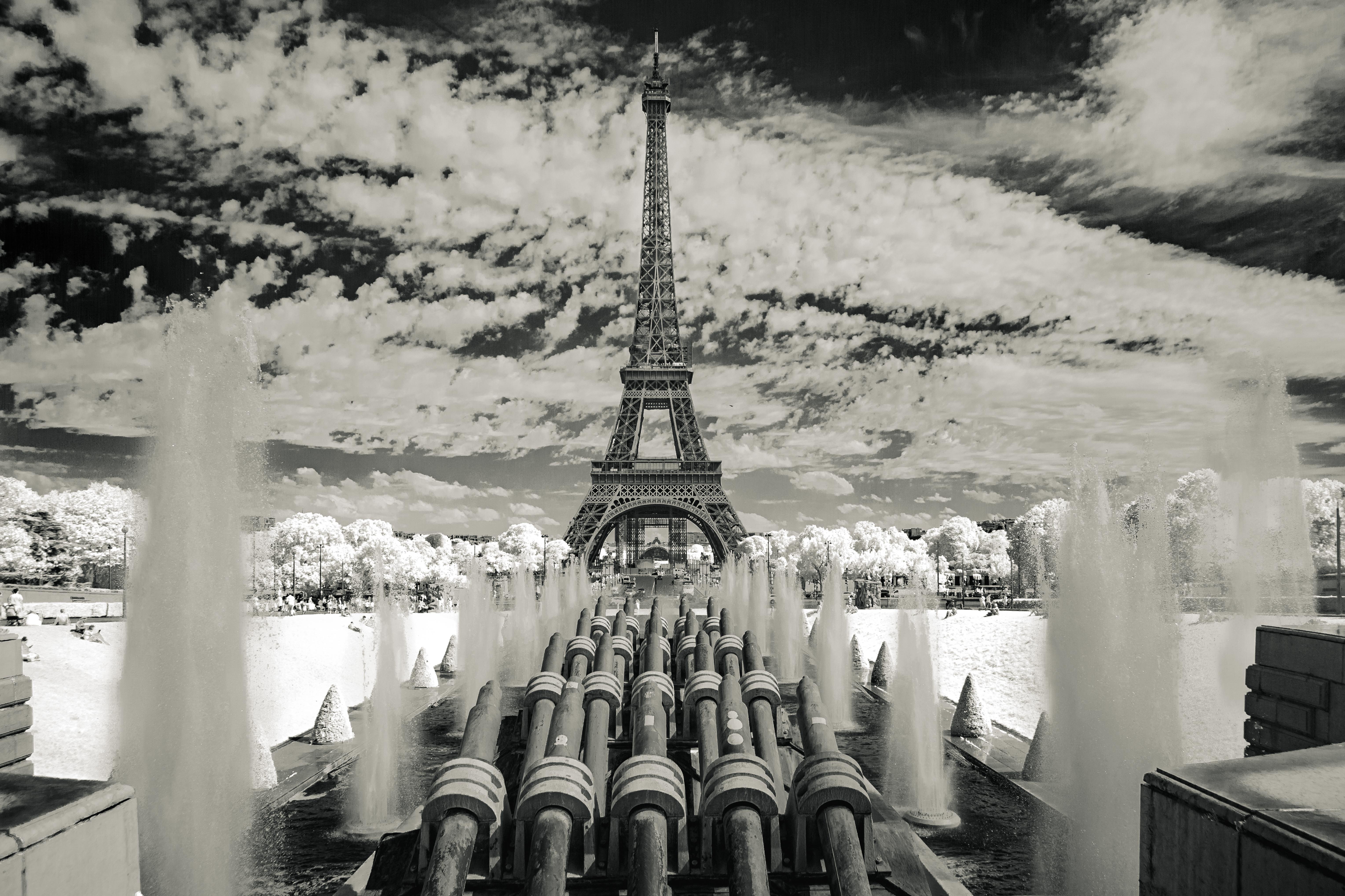 A view of the Eiffel Tower taken from Trocadéro Gardens 1 cd12732e 1944 47fb 832f 134768686199